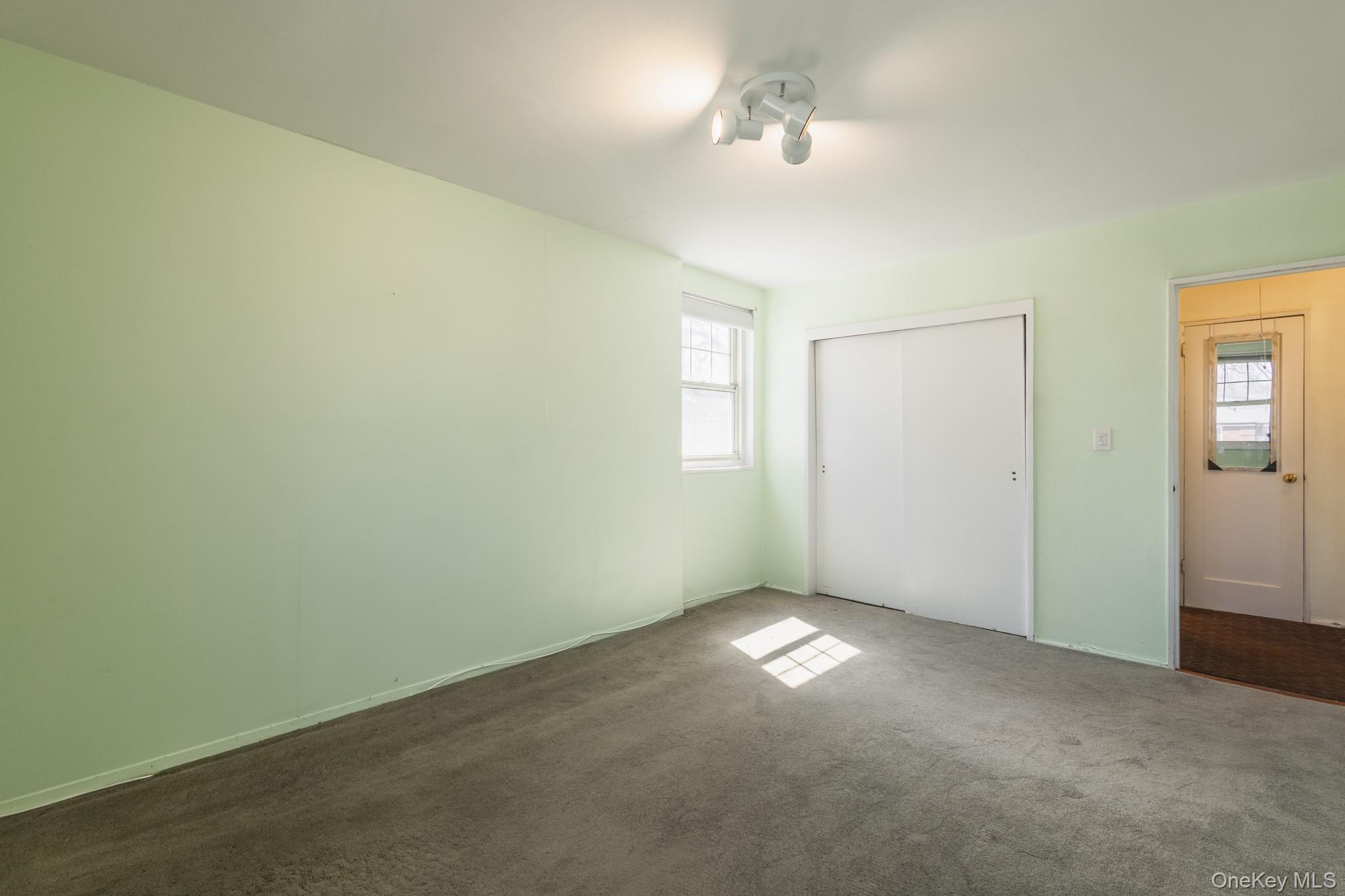 #10 photo, 61-28 255th, クイーンズ区 Little Neck , NY 11362