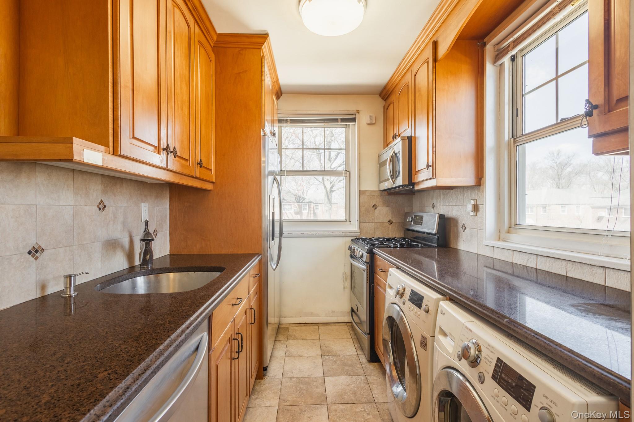 #3 photo, 61-28 255th, クイーンズ区 Little Neck , NY 11362