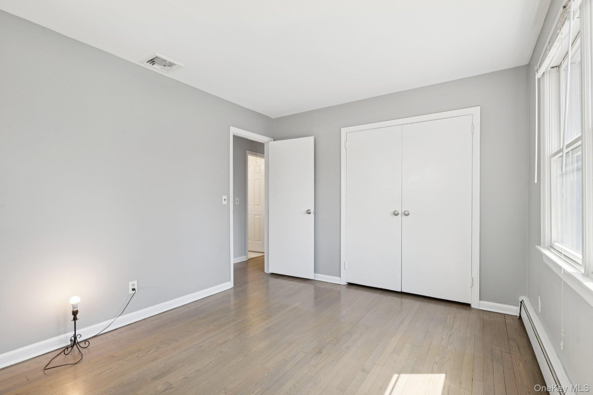 #19 photo, 159 Chestnut Circle, Northport , NY 11768