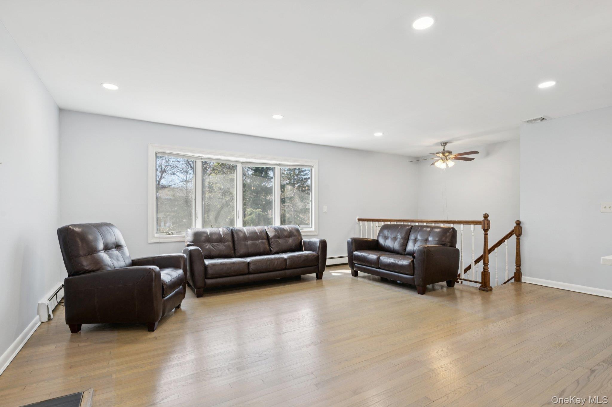 #7 photo, 159 Chestnut Circle, Northport , NY 11768