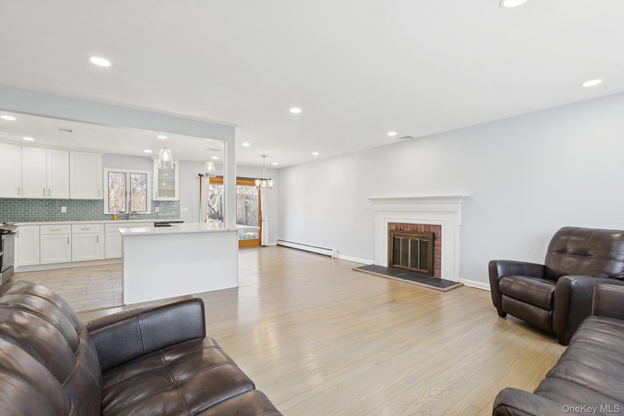 #9 photo, 159 Chestnut Circle, Northport , NY 11768