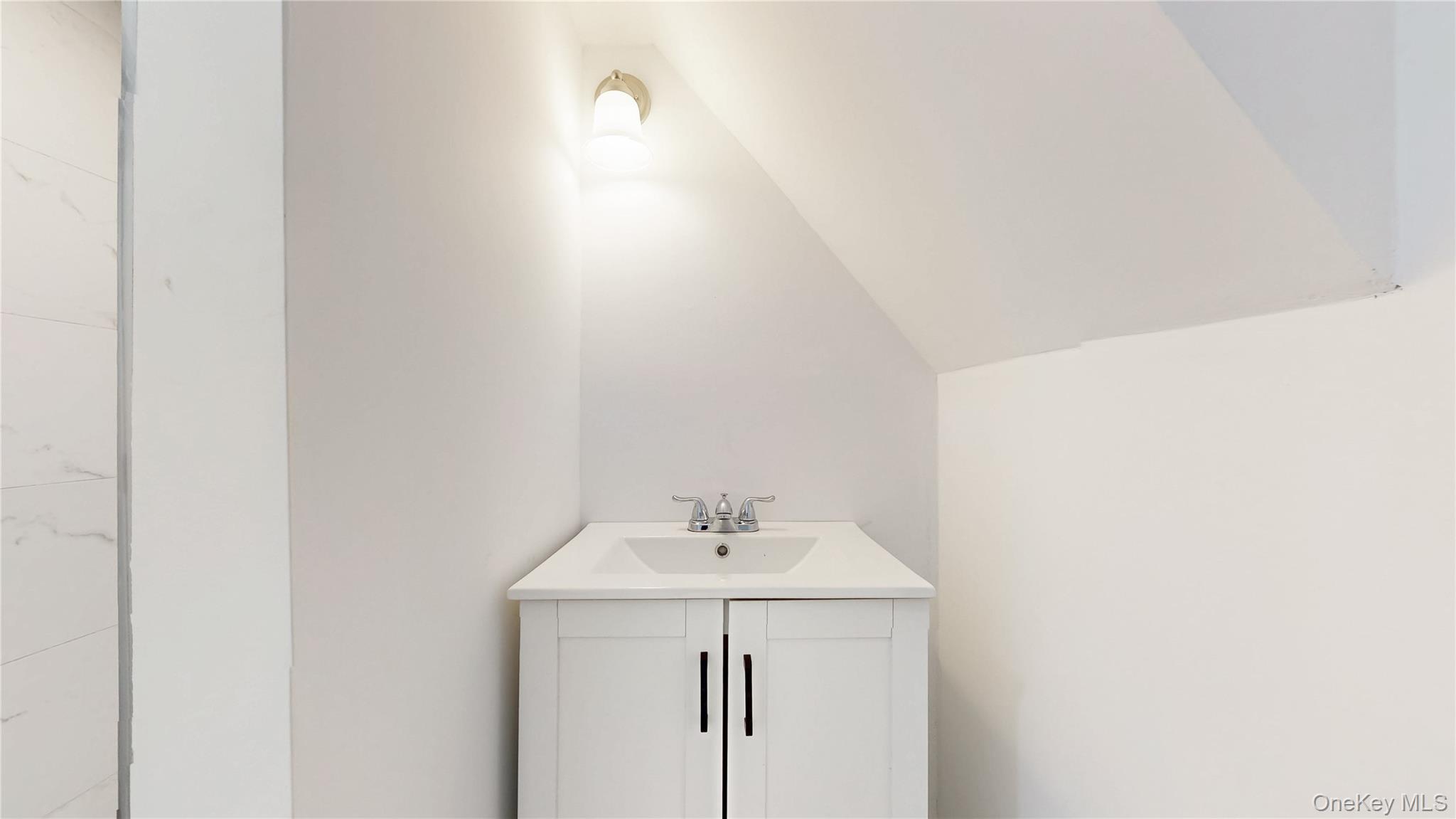 #19 photo, 23 Cherry Street, Саффолк ‖ East Northport , NY 11731