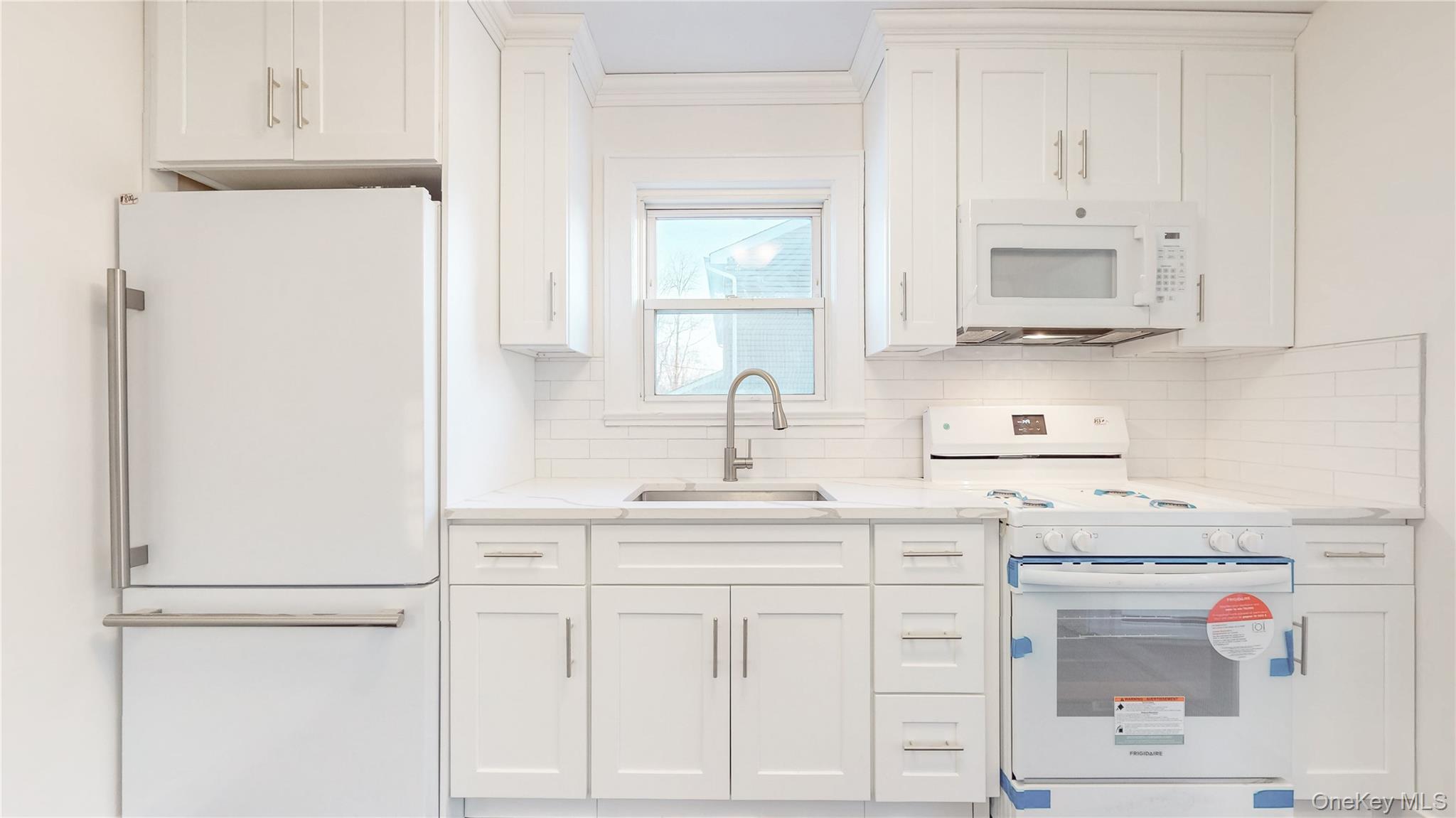 #9 photo, 23 Cherry Street, Саффолк ‖ East Northport , NY 11731