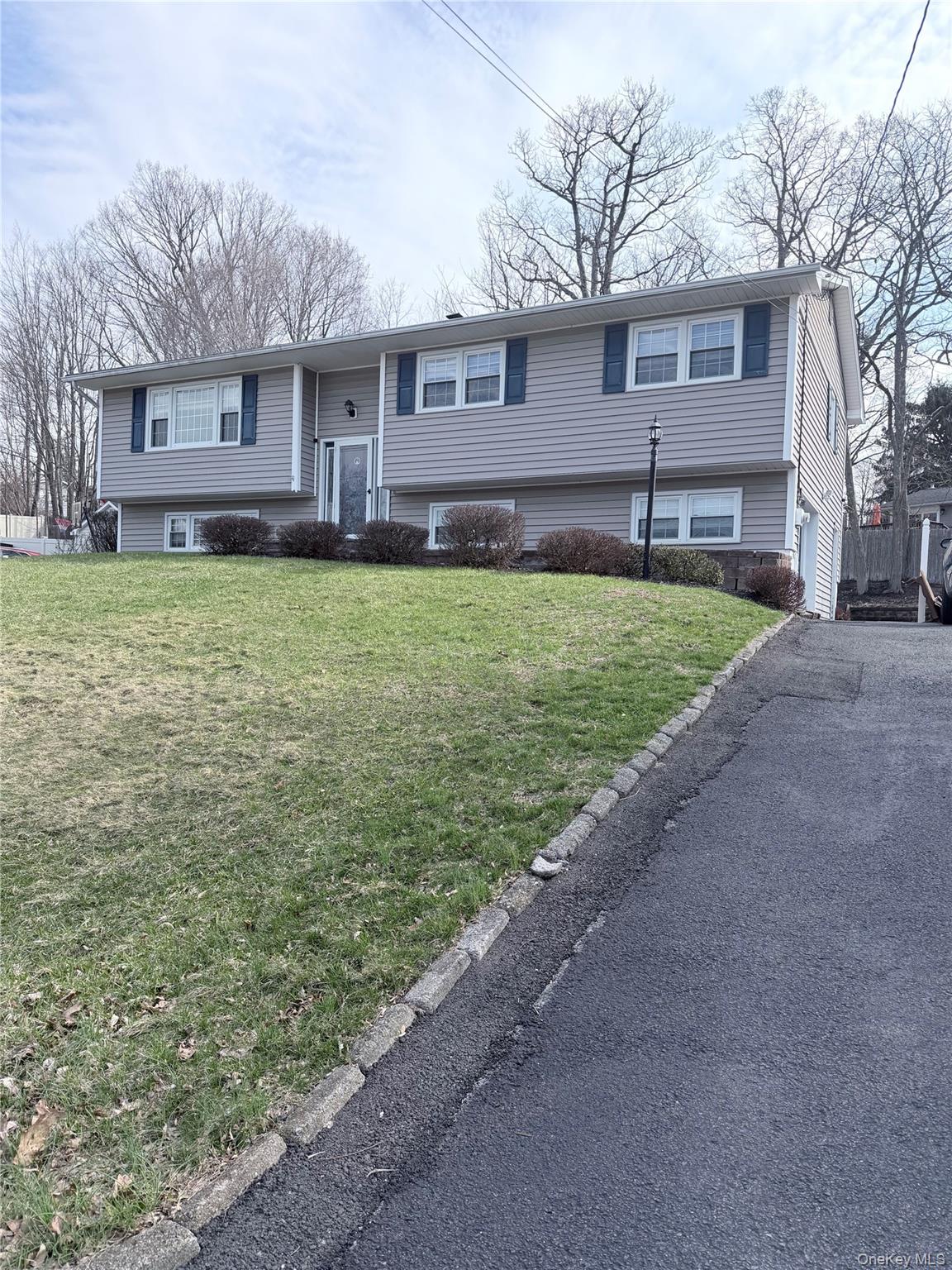 #1 photo, 12 Juniper Lane, 紐約州 Monroe , NY 10950