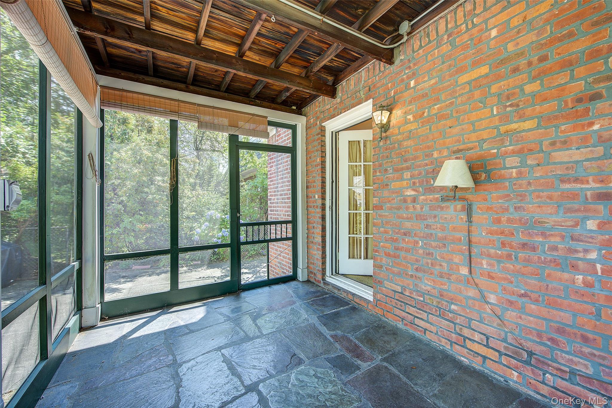 #11 photo, 53-39 Bell Boulevard, クイーンズ区 Bayside , NY 11364