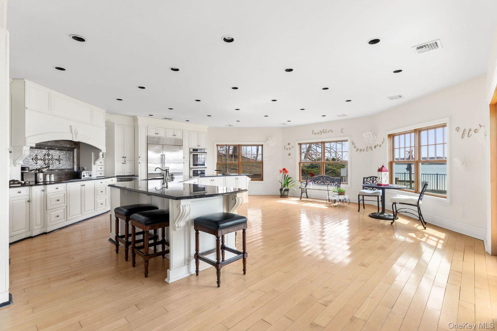 #13 photo, 33 Beach Road, サフォーク郡 Northport , NY 11768