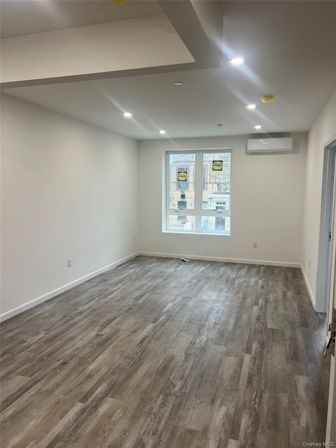 #7 photo, 518 Thatford Avenue, ブルックリン区 Brooklyn , NY 11212