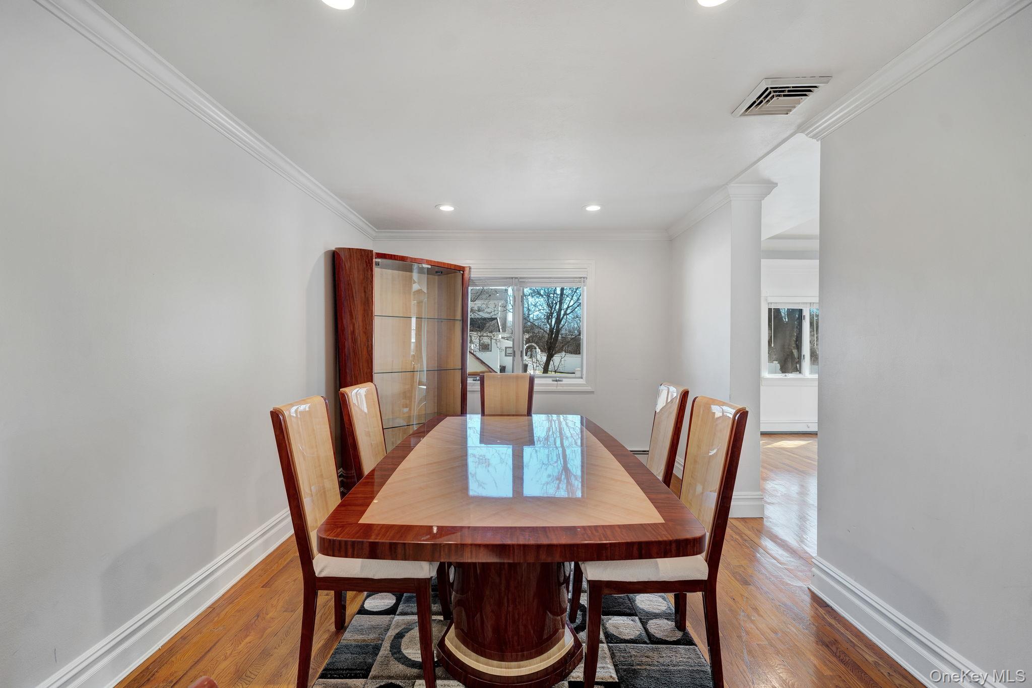 #7 photo, 76 Balcom Road, Нассау ‖ Farmingdale , NY 11735