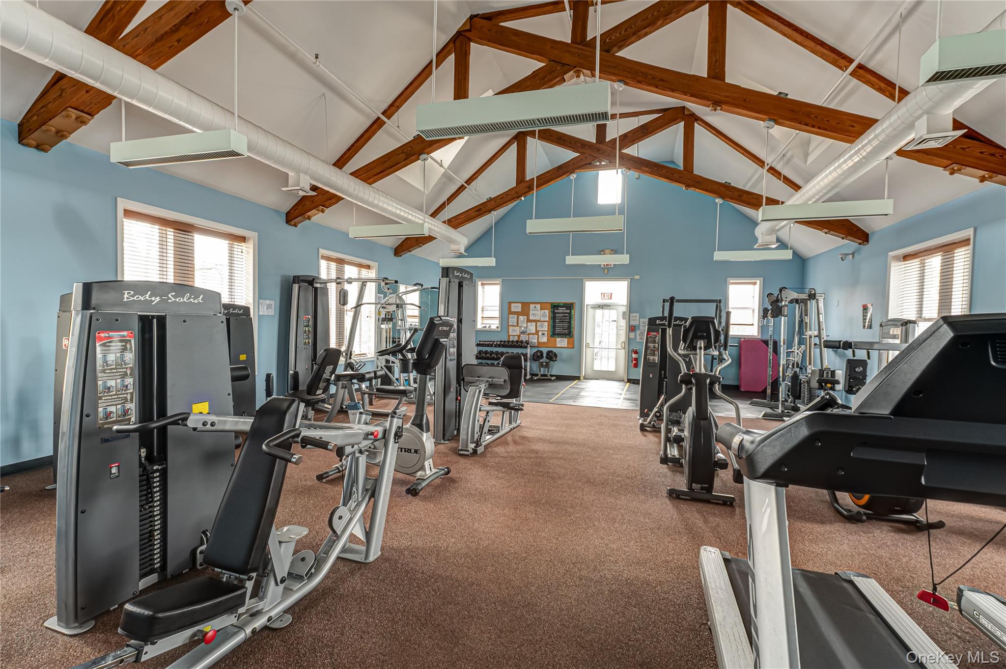 #19 photo, 83 Broadlawn Drive, Саффолк ‖ Central Islip , NY 11722