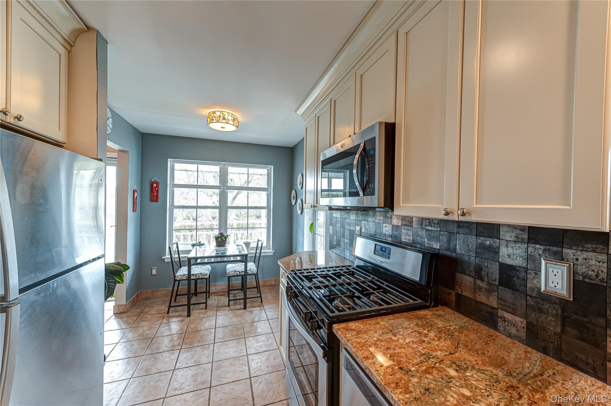 #6 photo, 83 Broadlawn Drive, Саффолк ‖ Central Islip , NY 11722