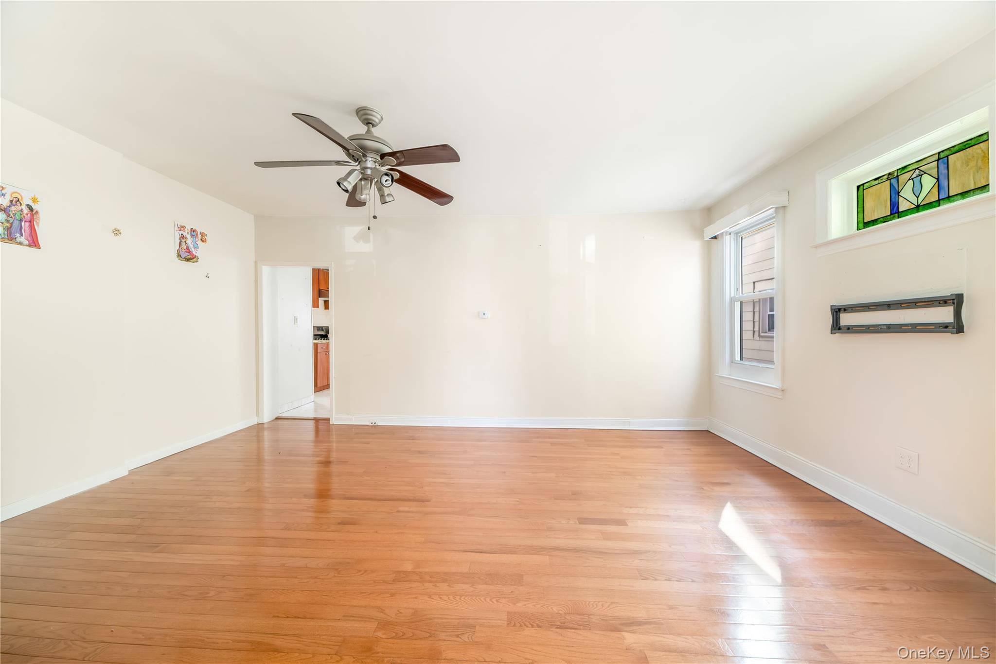 #2 photo, 8905 Moline Street, Куинс ‖ Queens Village , NY 11428