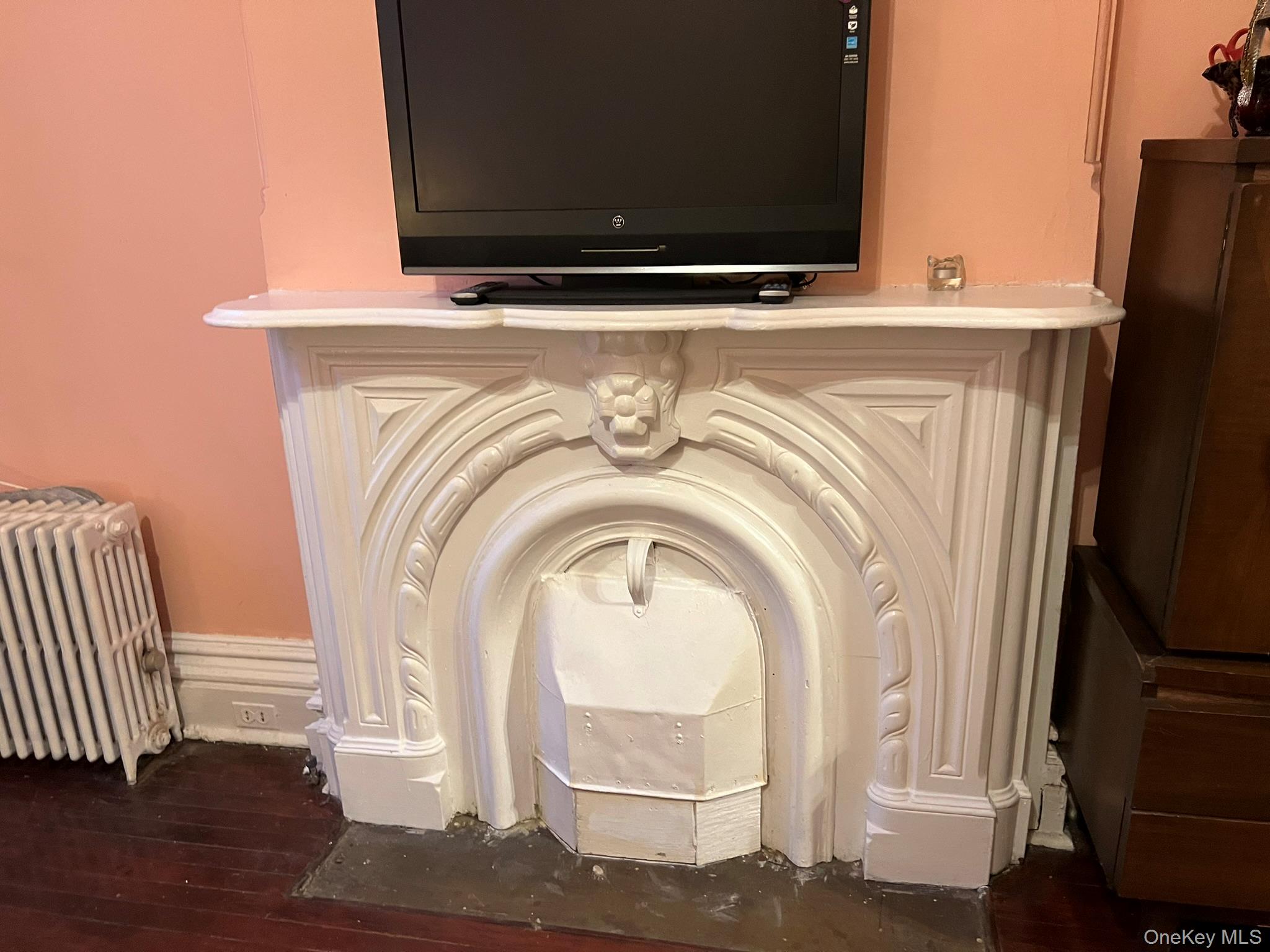 #8 photo, 4 Brevoort Place, ブルックリン区 Brooklyn , NY 11216