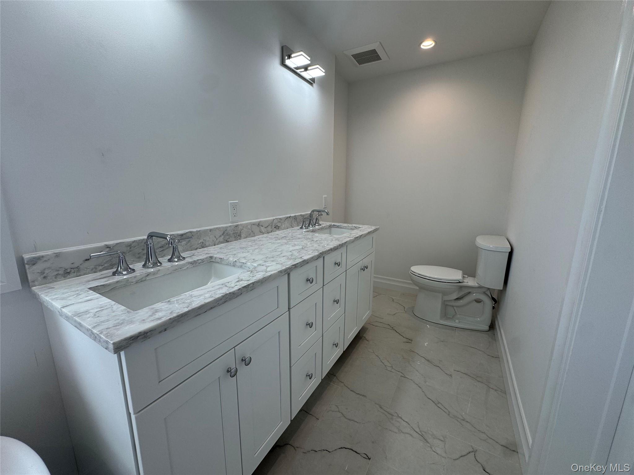 #8 photo, 11 First Street, ナッソー郡 Glenwood Landing , NY 11547