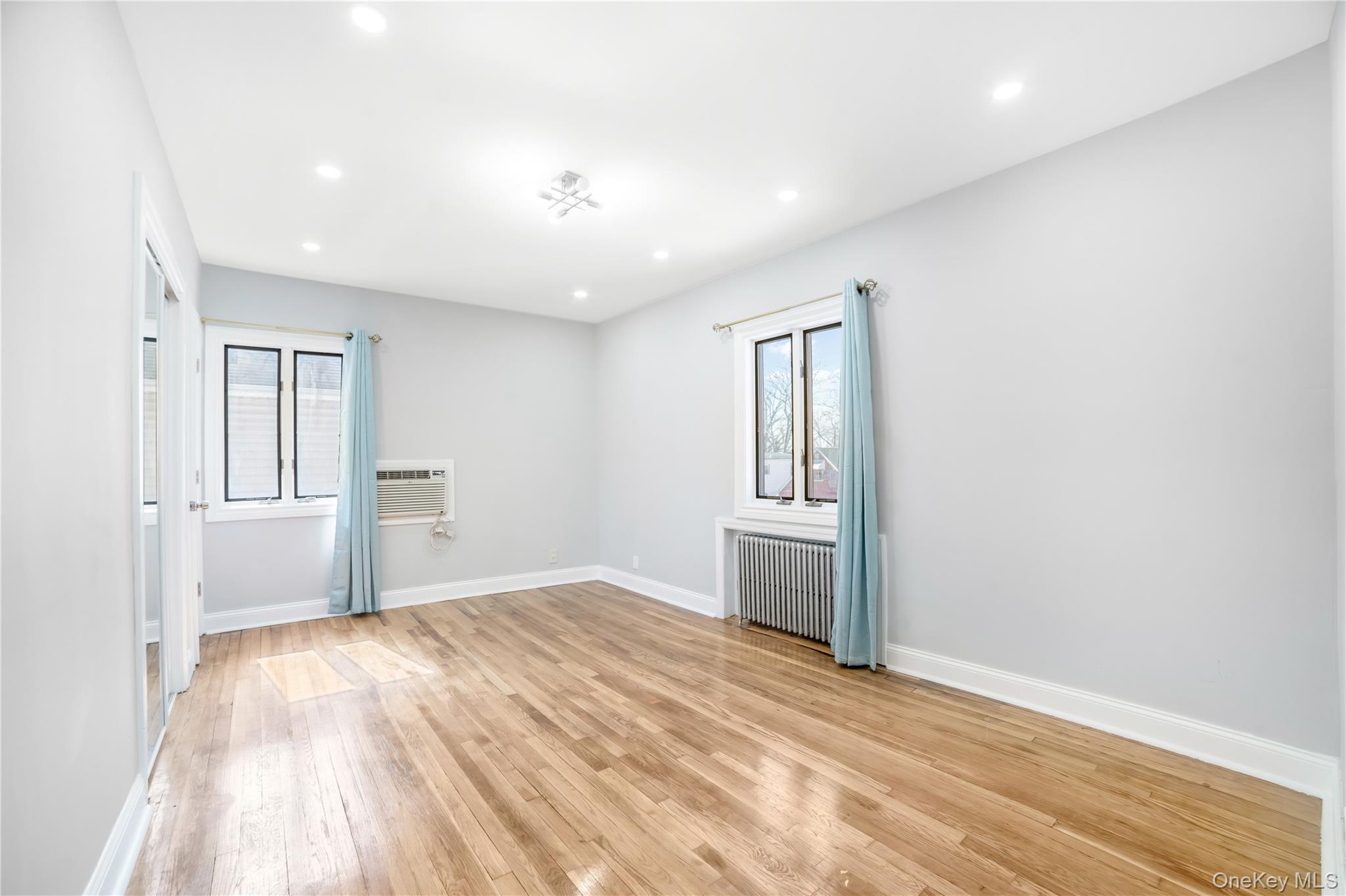 #13 photo, 81-28 252nd Street, Bellerose , NY 11426