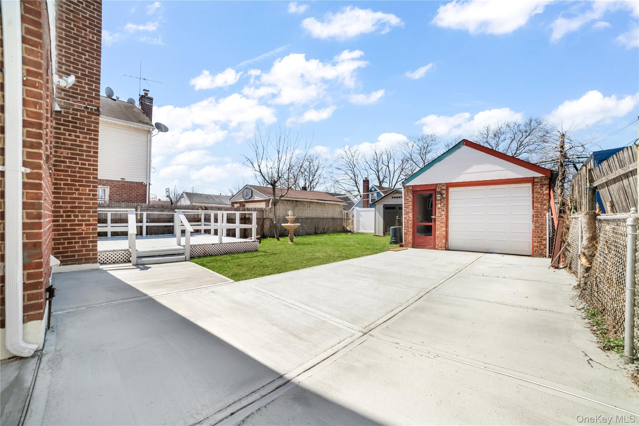 #19 photo, 81-28 252nd Street, Bellerose , NY 11426