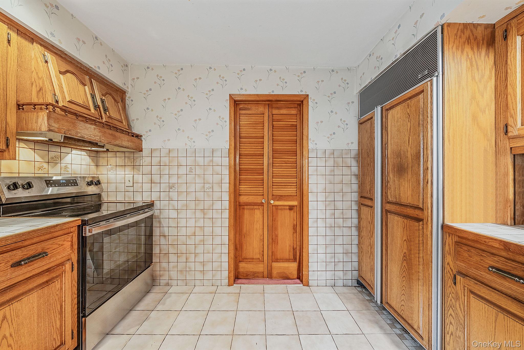 #11 photo, 46 Anita Place, Нассау ‖ Farmingdale , NY 11735