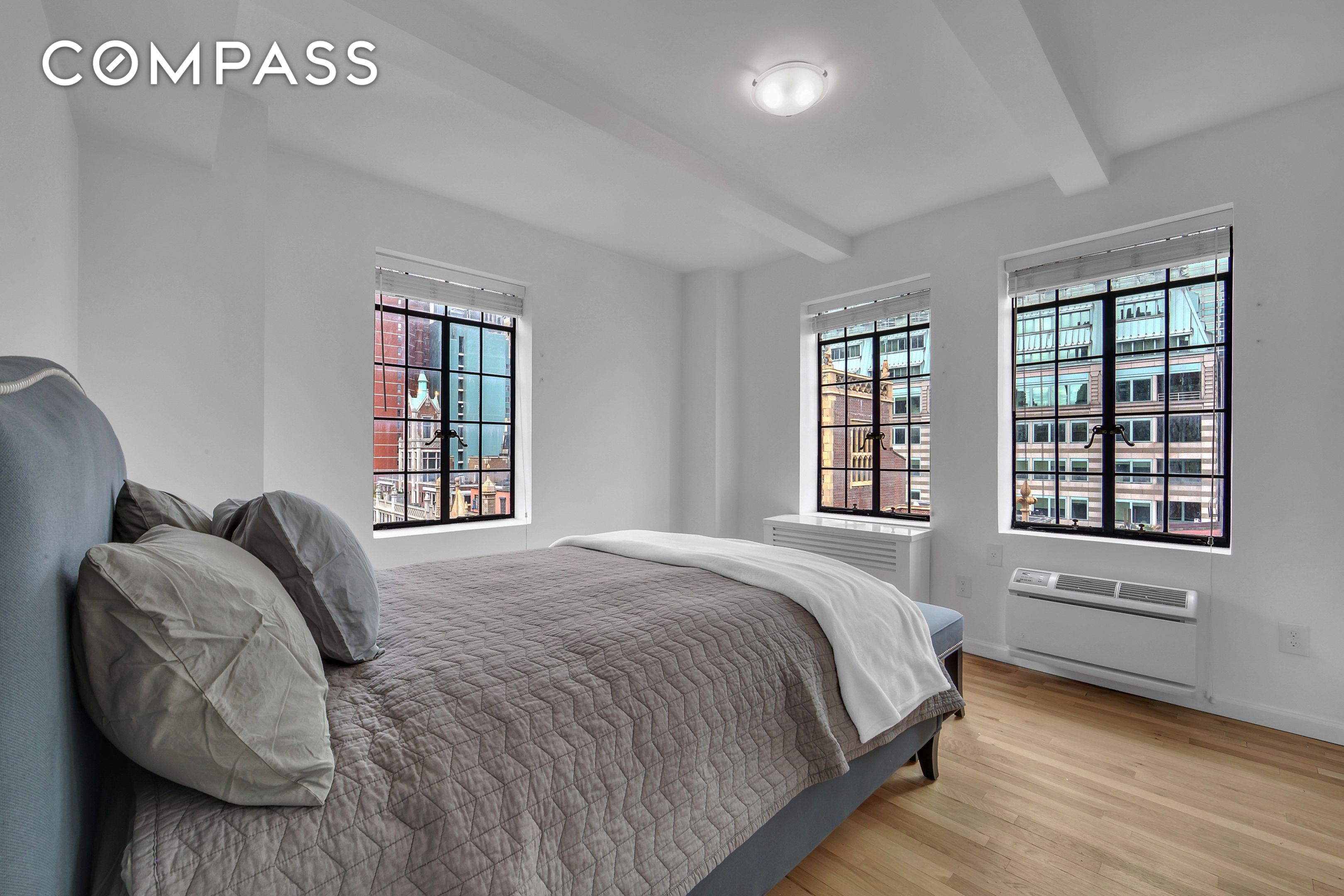 #8 photo, 45 Tudor City Place, マンハッタン Midtown East , NY 10017