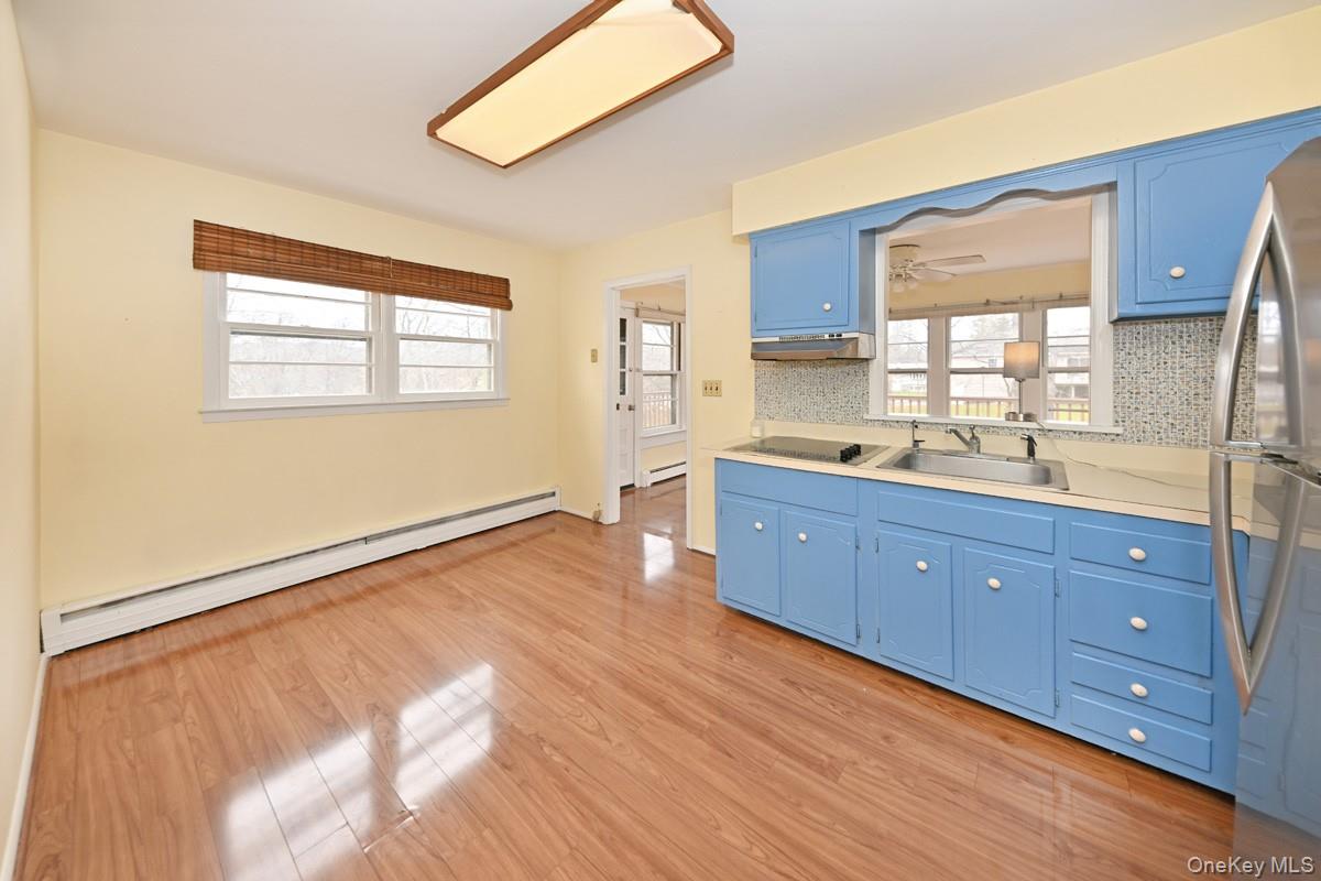 #11 photo, 160 E Willow Tree Road, 紐約州 Spring Valley , NY 10977