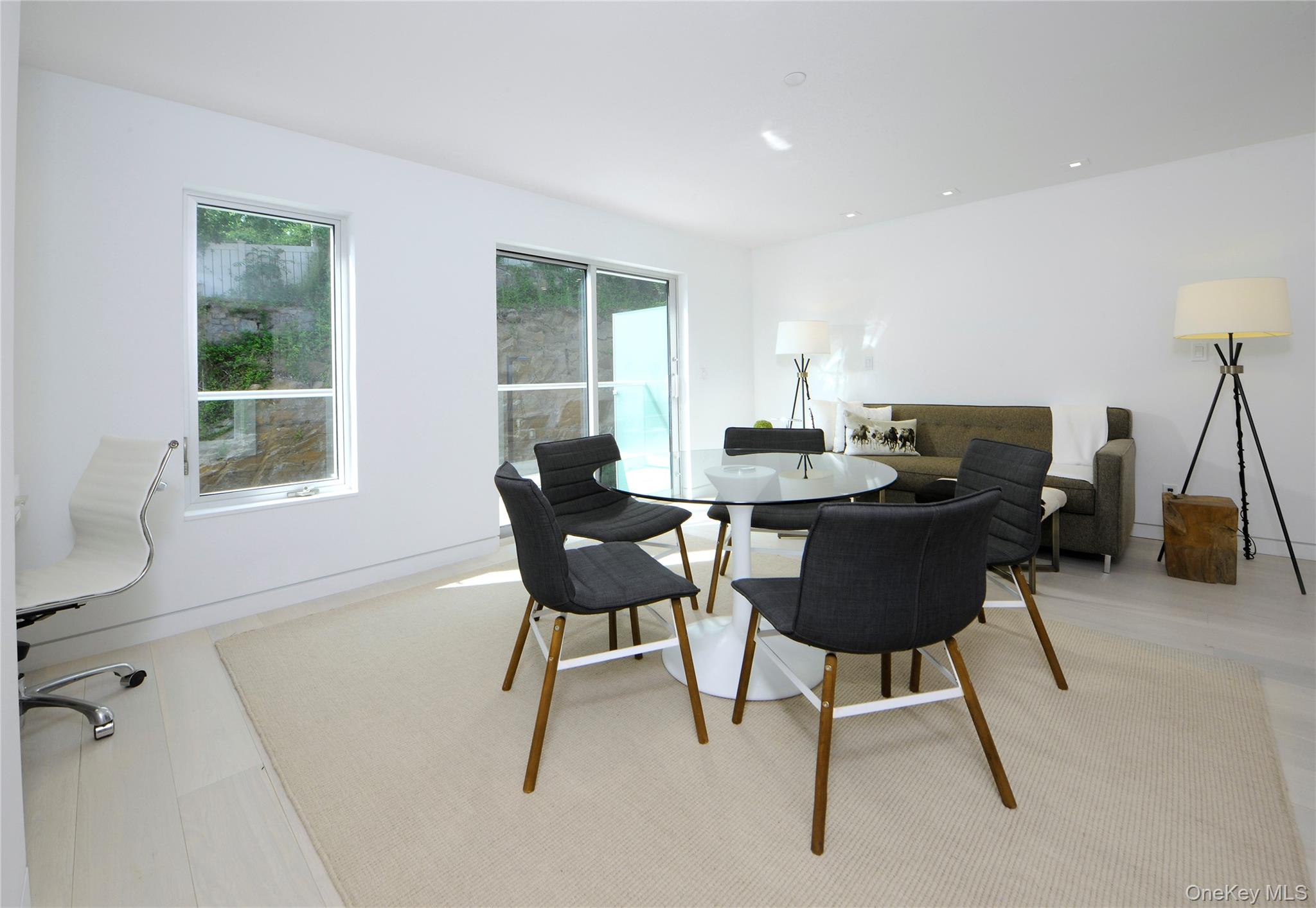 #12 photo, 105 Delancey Avenue, Mamaroneck , NY 10543