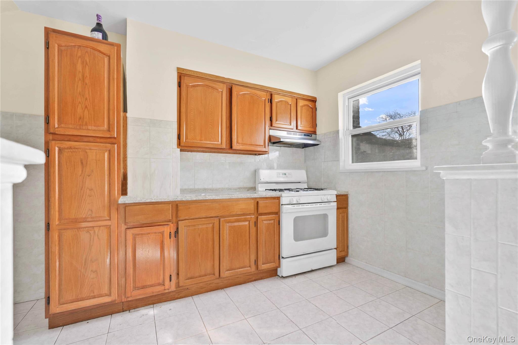 #5 photo, 136-76 71st Road, クイーンズ区 Kew Garden Hills , NY 11367