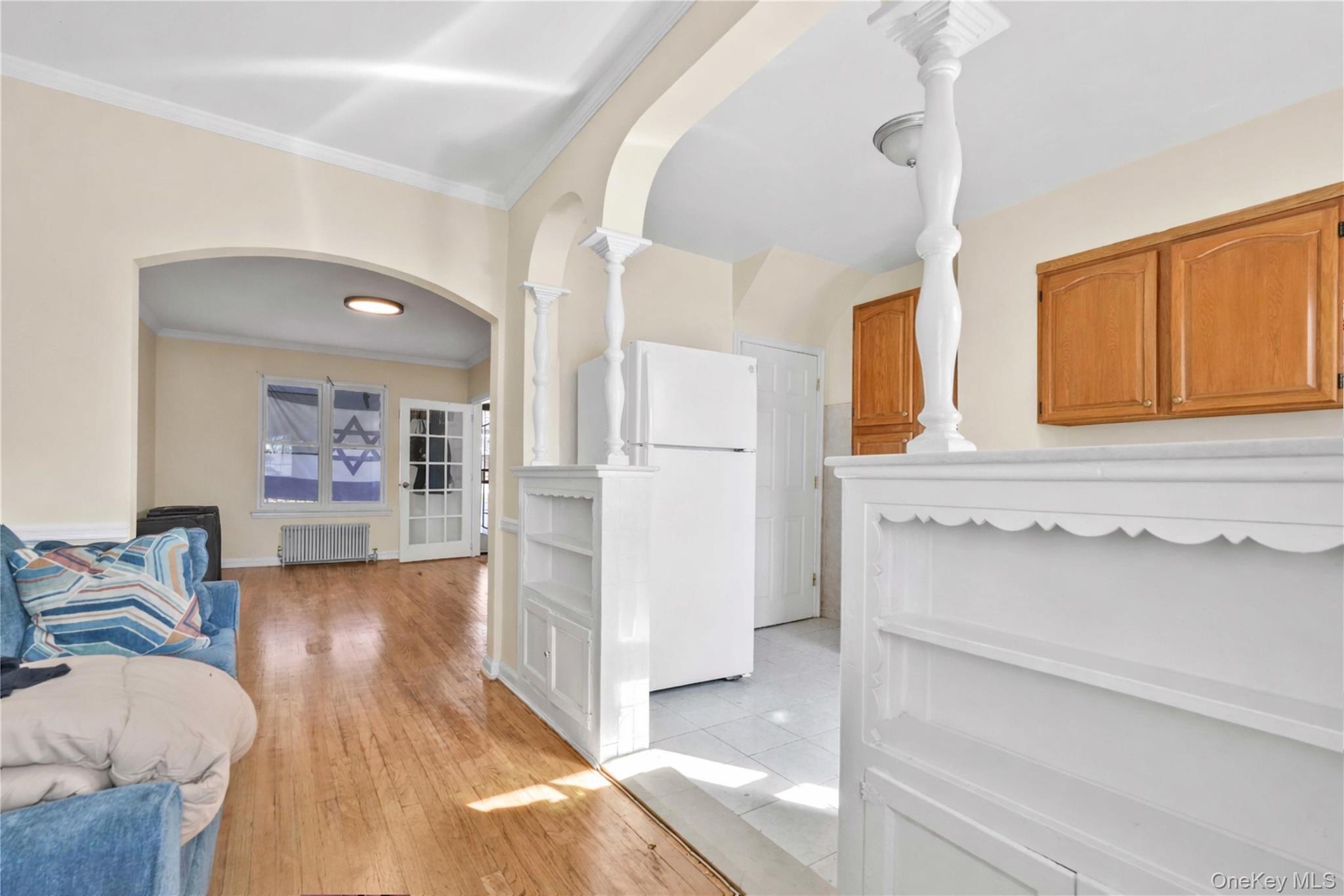 #8 photo, 136-76 71st Road, クイーンズ区 Kew Garden Hills , NY 11367