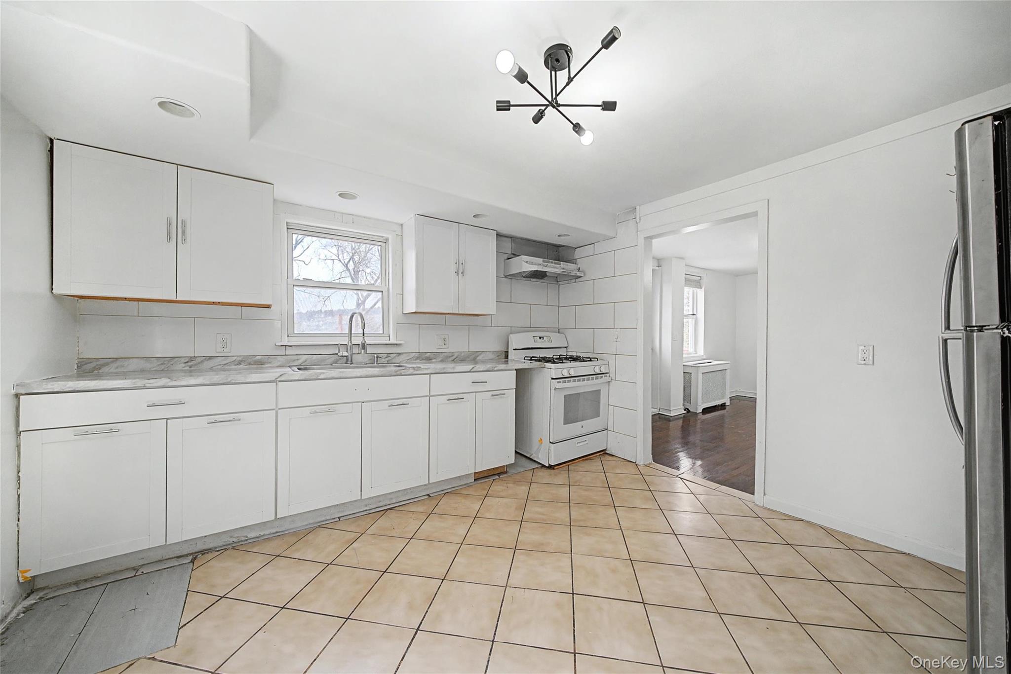 #10 photo, 241 N Main Street, 紐約州 Monroe , NY 10950