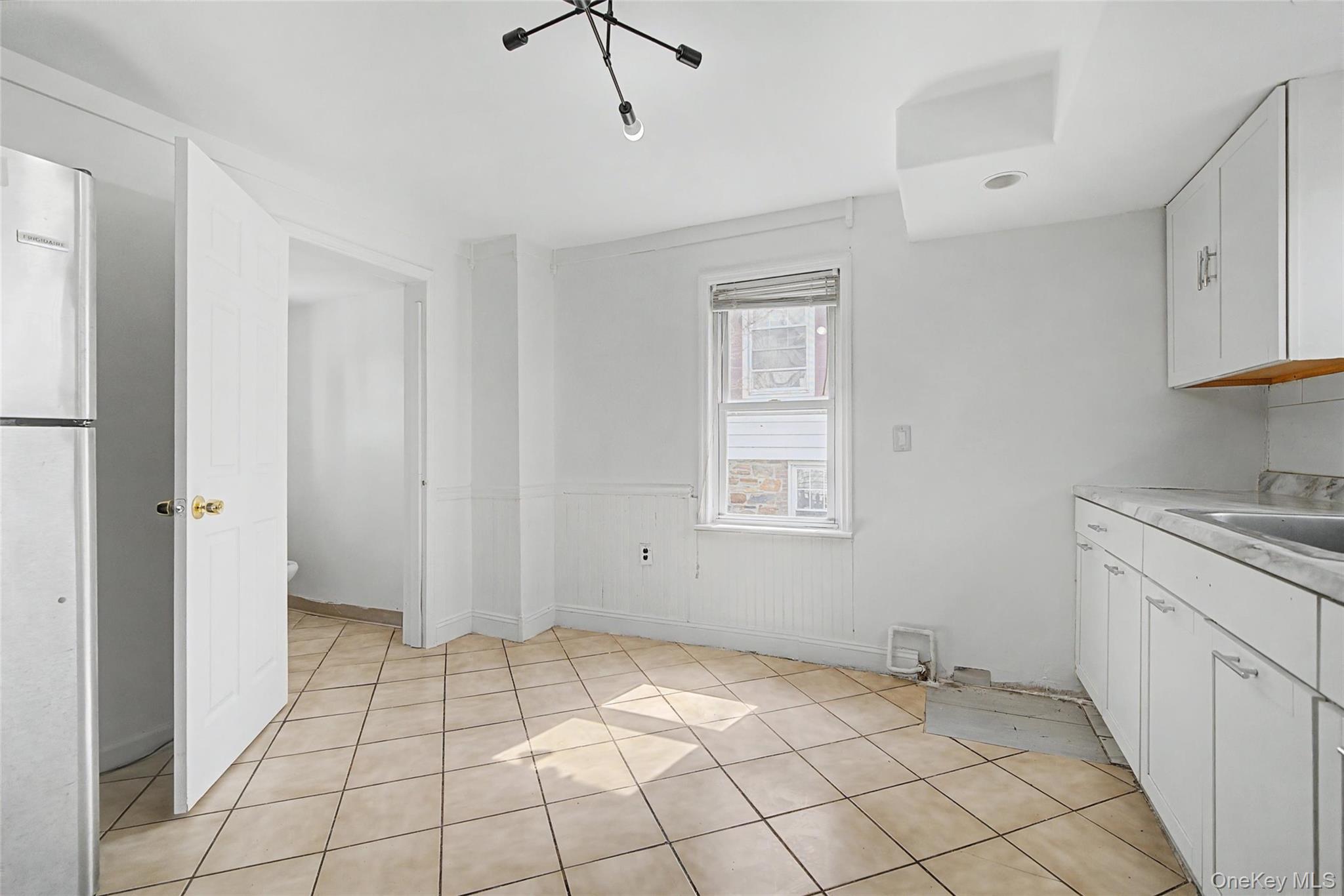 #8 photo, 241 N Main Street, 紐約州 Monroe , NY 10950