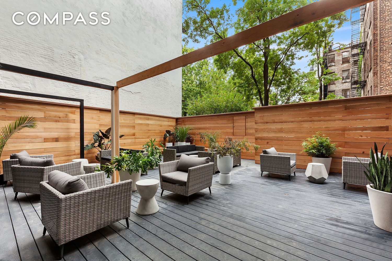 #9 photo, 101 E 2nd Street, マンハッタン East Village , NY 10009