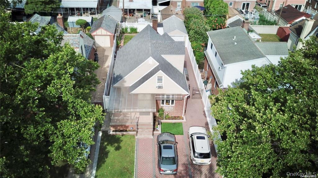 #17 photo, 80-27 247th Street, Bellerose , NY 11426