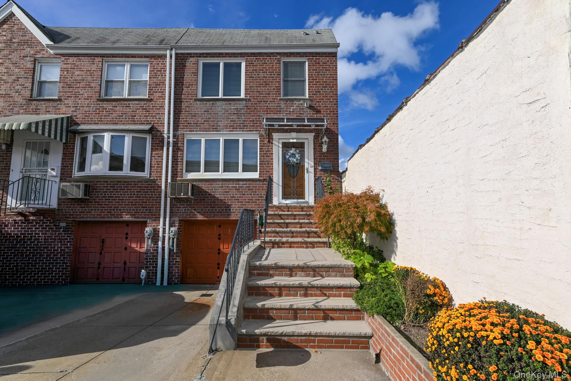 #1 photo, 7112 71st Place, クイーンズ区 Glendale , NY 11385