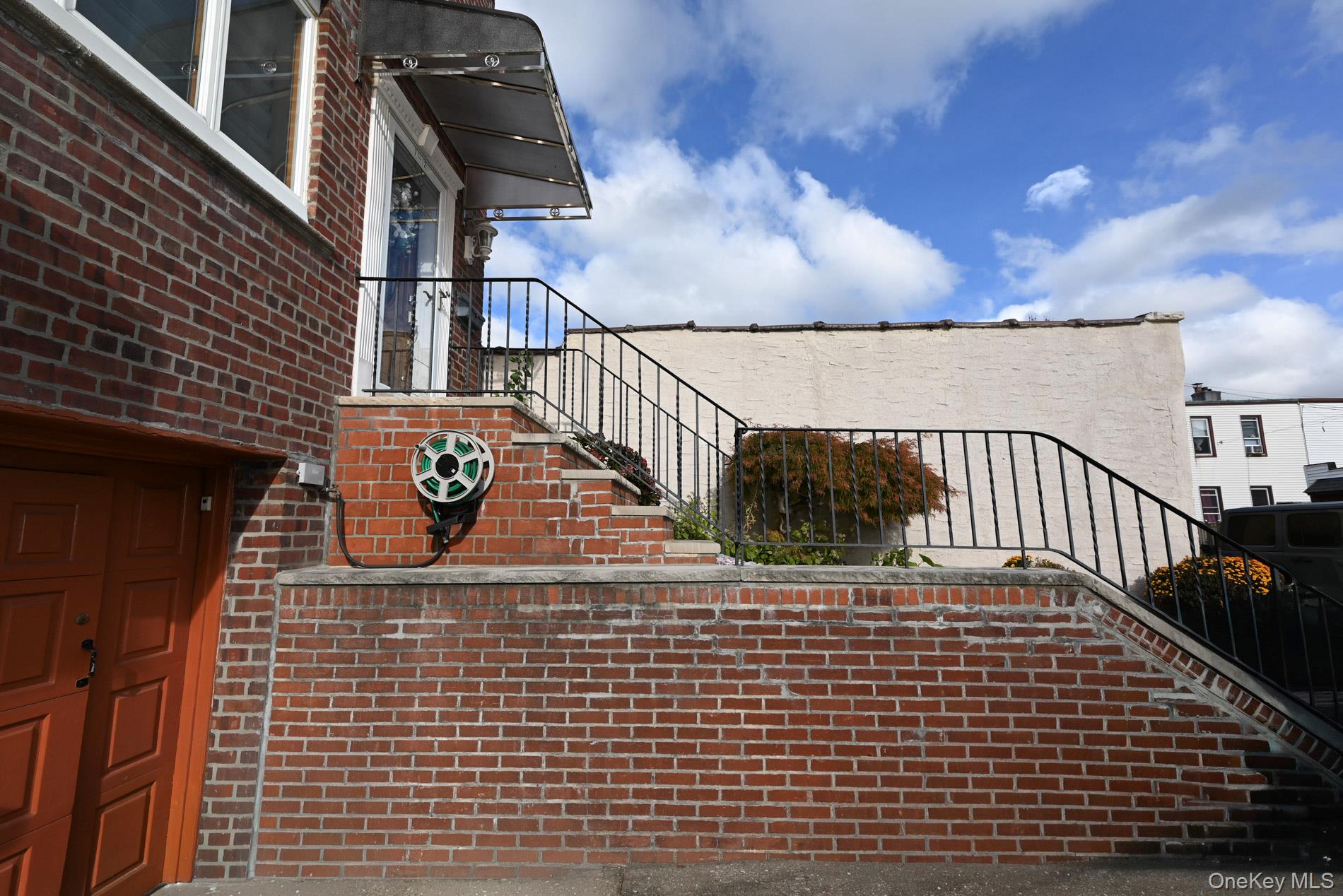 #3 photo, 7112 71st Place, クイーンズ区 Glendale , NY 11385