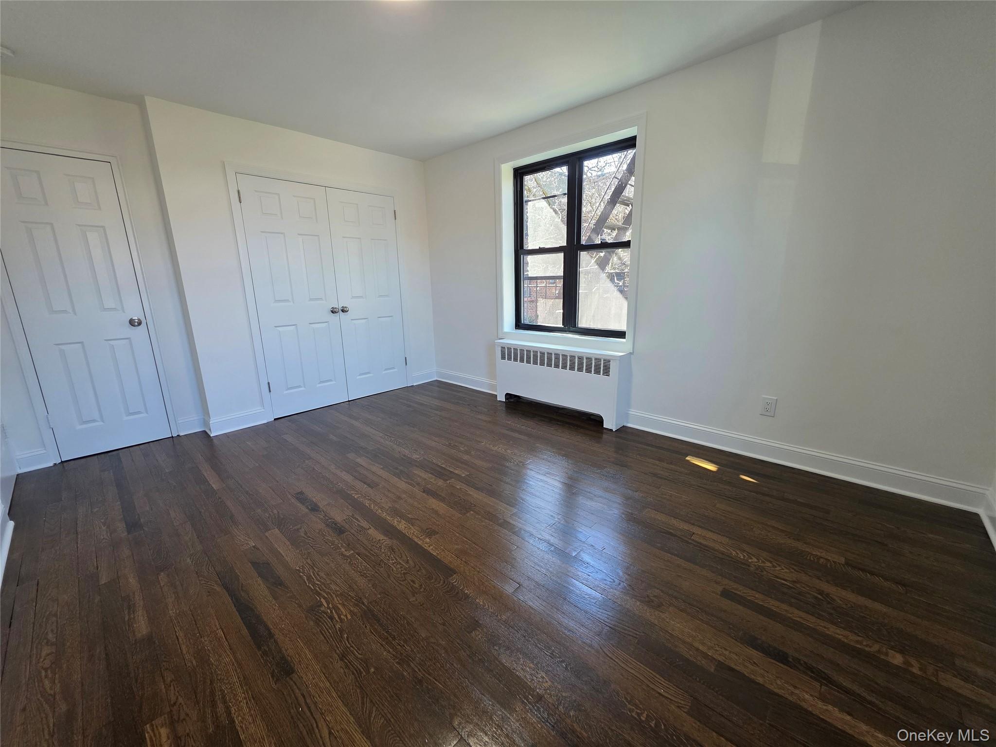 #15 photo, 22-10 80th Street, クイーンズ区 East Elmhurst , NY 11370