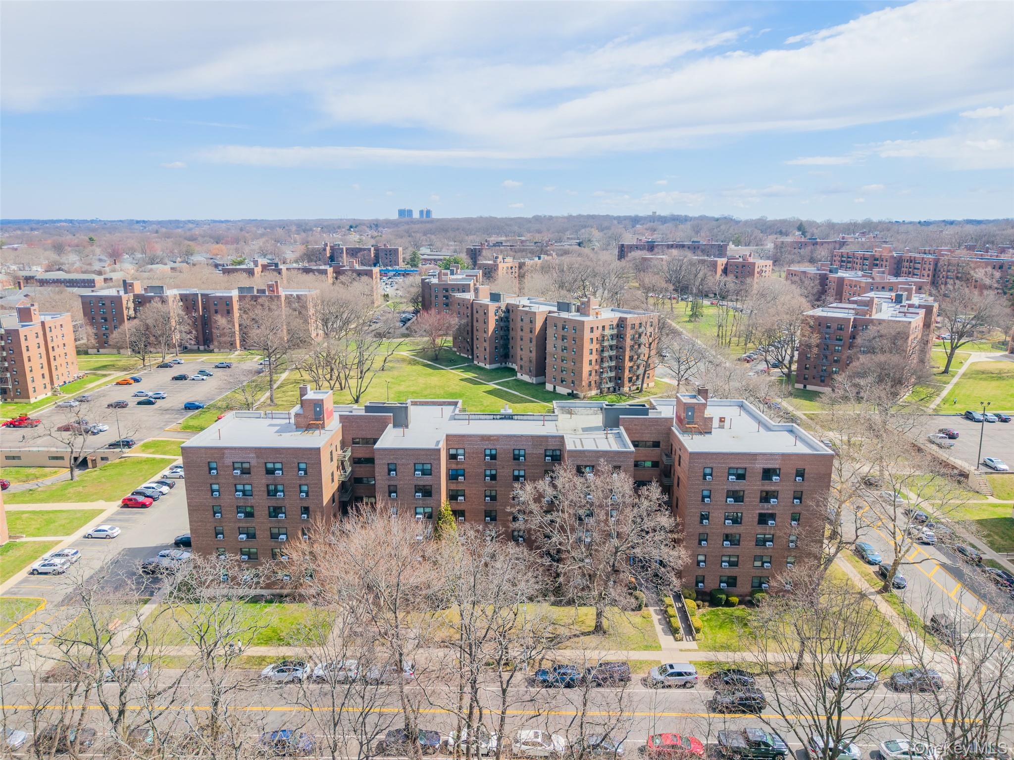 #15 photo, 7345 210th Street, クイーンズ区 Oakland Gardens , NY 11364