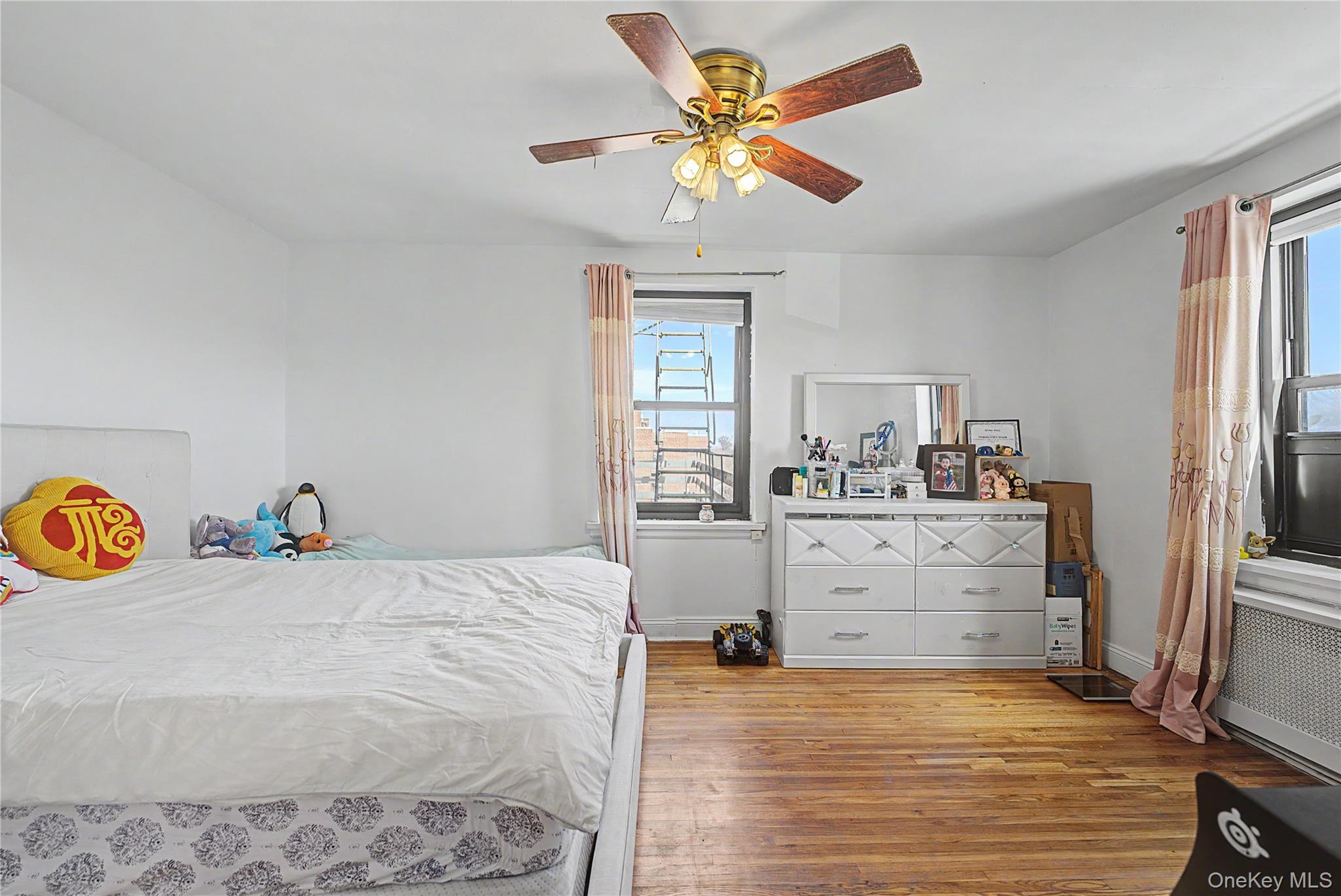 #6 photo, 7345 210th Street, クイーンズ区 Oakland Gardens , NY 11364