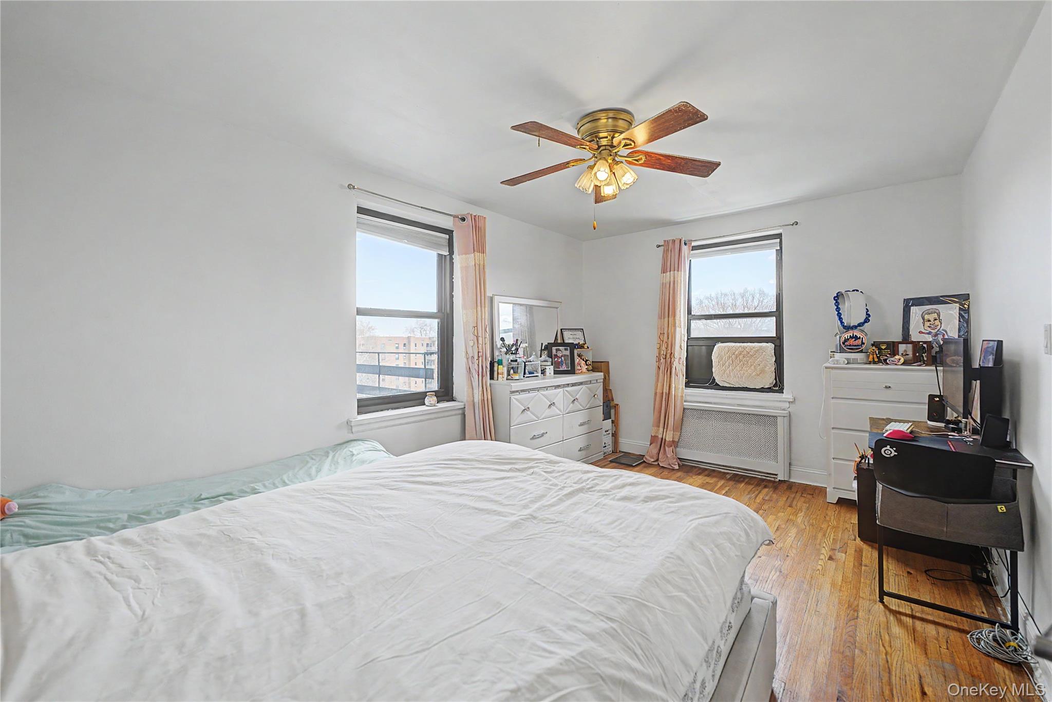 #8 photo, 7345 210th Street, クイーンズ区 Oakland Gardens , NY 11364