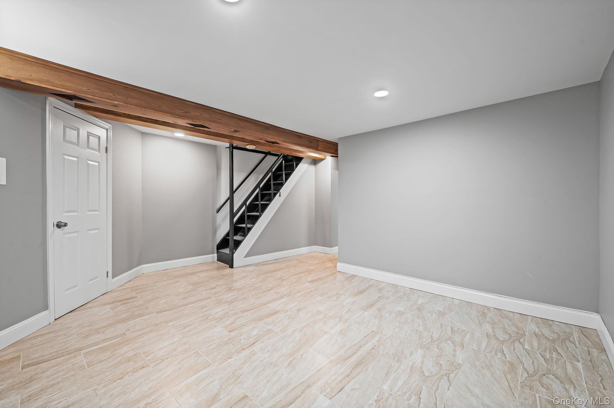 #16 photo, 148-07 61st Road, फ्लशिंग Flushing , NY 11367