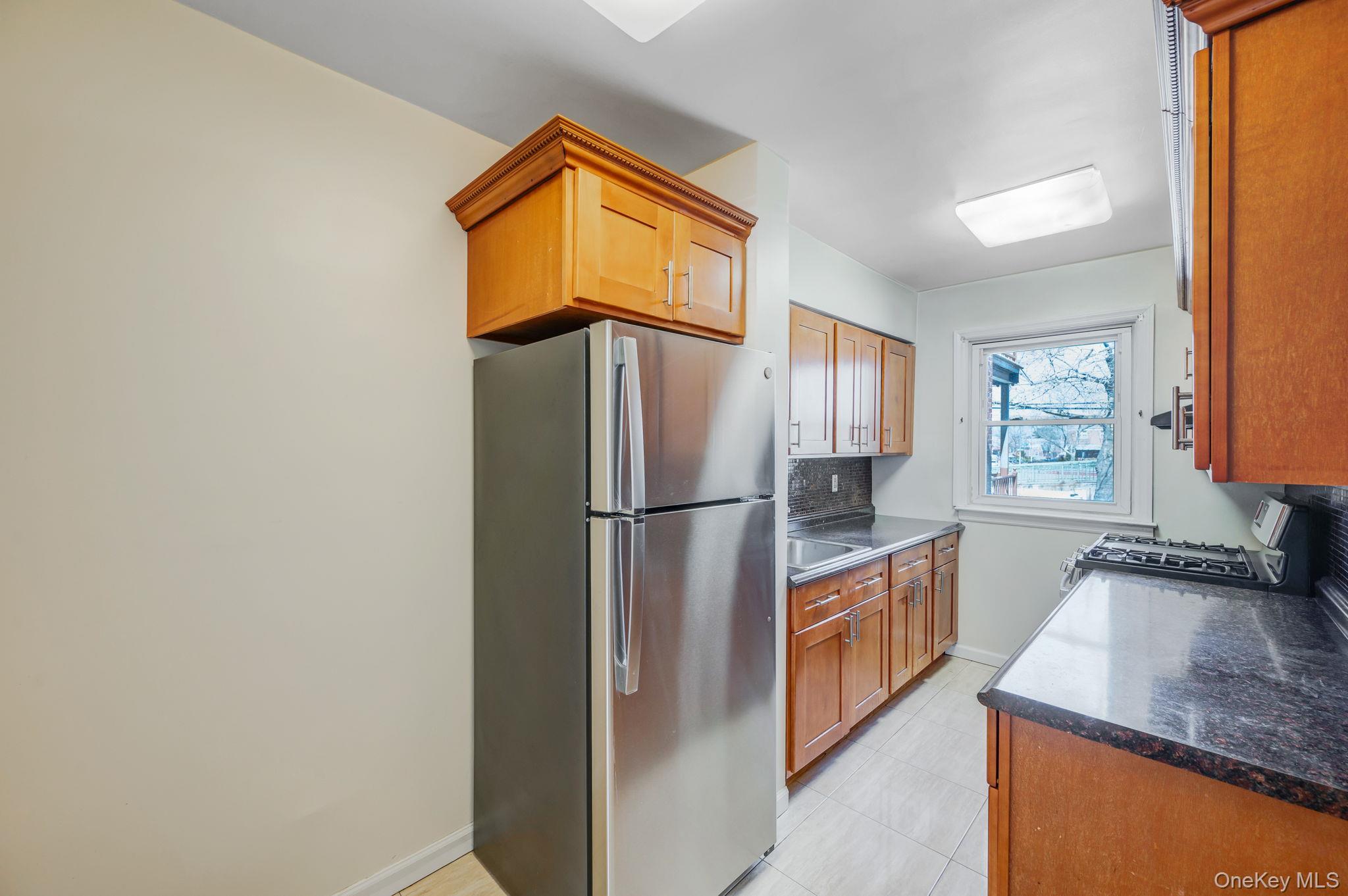 #9 photo, 148-07 61st Road, फ्लशिंग Flushing , NY 11367