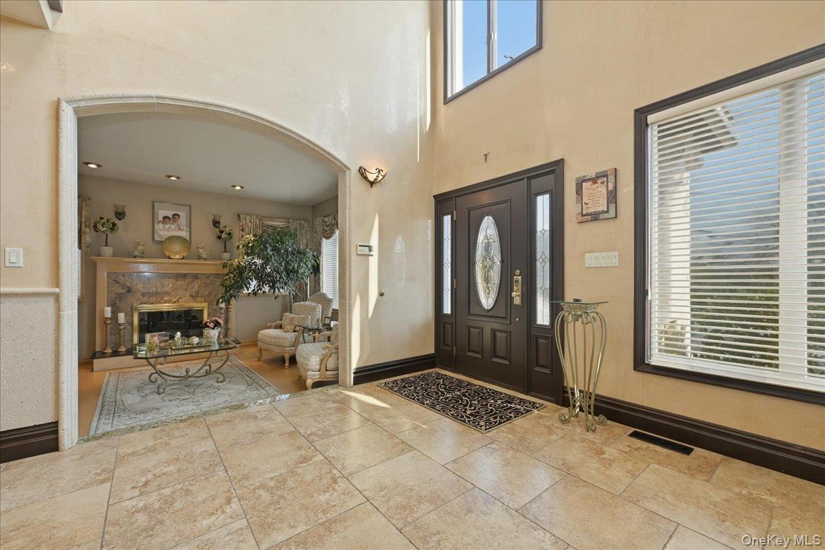 #7 photo, 28-14 216th Street, Bayside , NY 11360