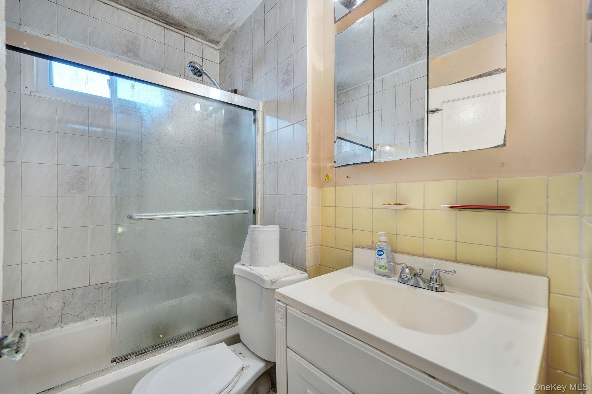 #19 photo, 91-04 218th Place, Queens Village , NY 11428