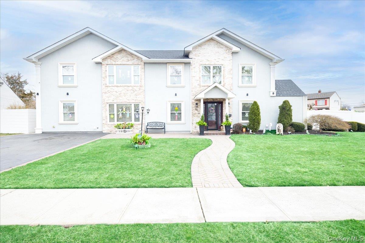 #1 photo, 35 Carnation Road, ナッソー郡 Levittown , NY 11756