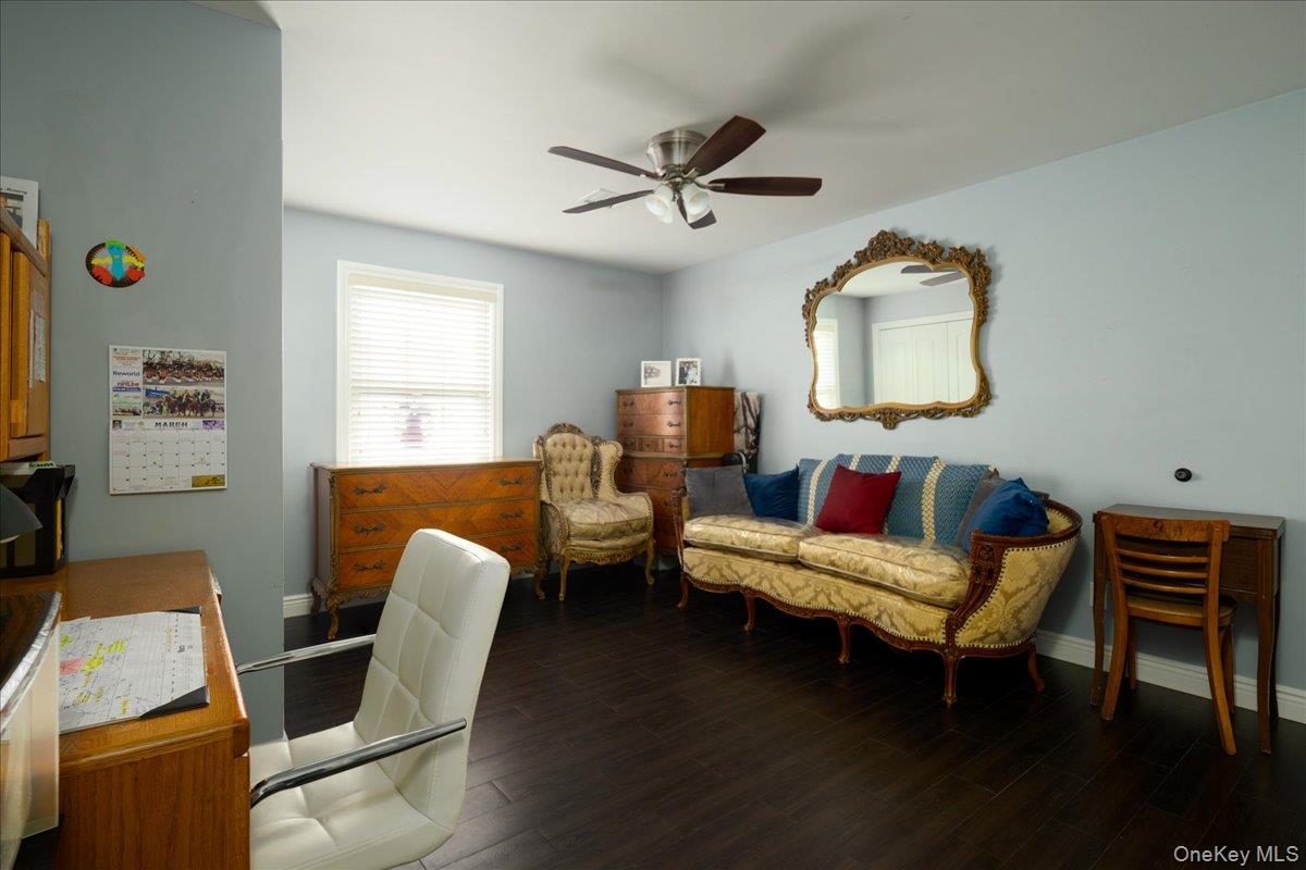 #8 photo, 35 Carnation Road, ナッソー郡 Levittown , NY 11756