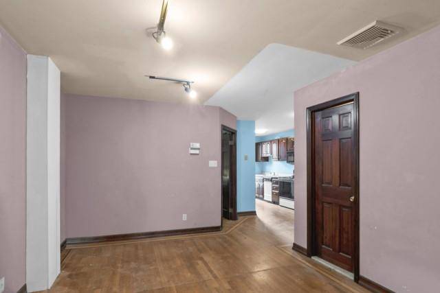 #3 photo, 1640 Bath Ave, ブルックリン区 Bath Beach , NY 11214