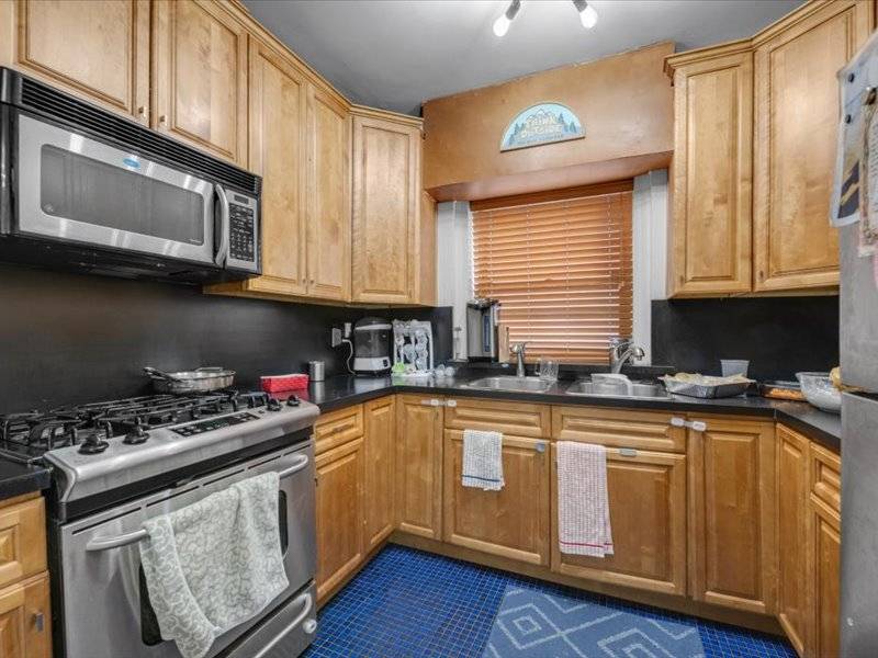 #7 photo, 909 East 29th Street,, #2E, ブルックリン区 Midwood , NY 11210