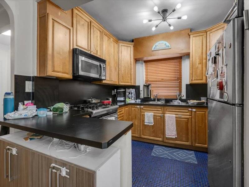 #8 photo, 909 East 29th Street,, #2E, ブルックリン区 Midwood , NY 11210