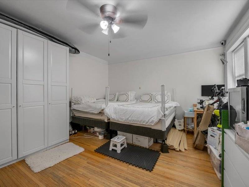 #9 photo, 909 East 29th Street,, #2E, ブルックリン区 Midwood , NY 11210