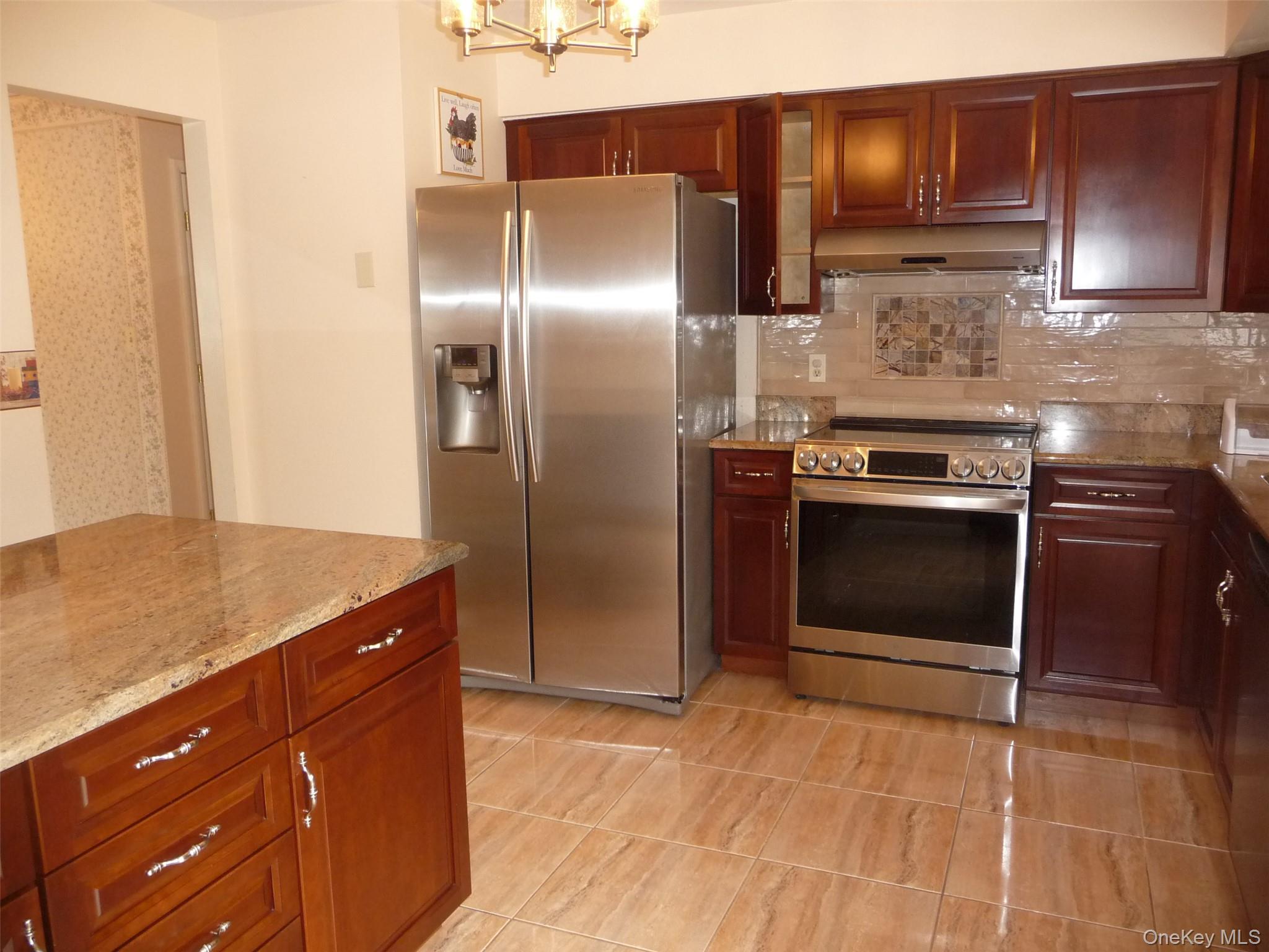 #11 photo, 1 Weather Vane Way, Middletown , NY 10940