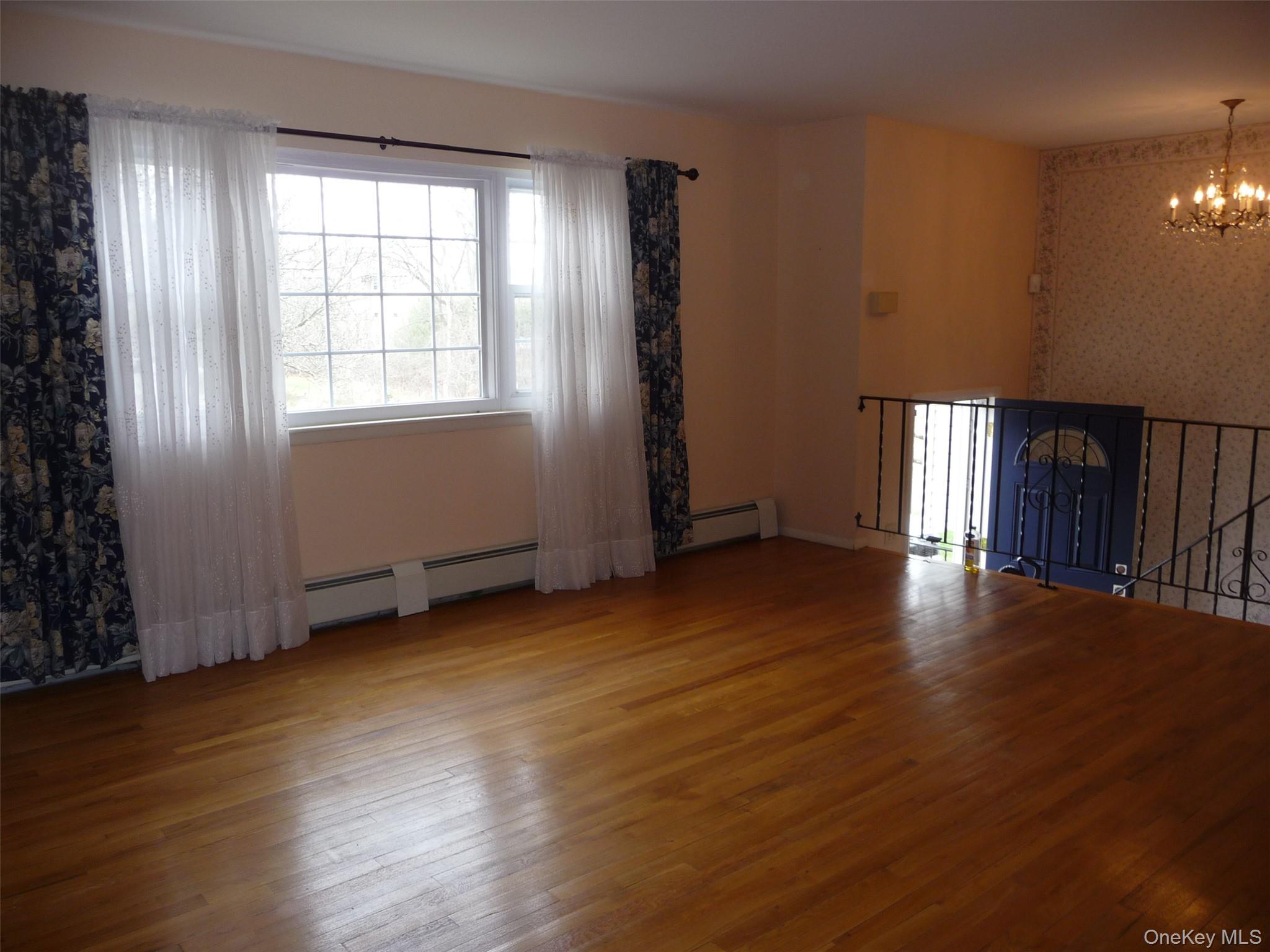 #7 photo, 1 Weather Vane Way, Middletown , NY 10940