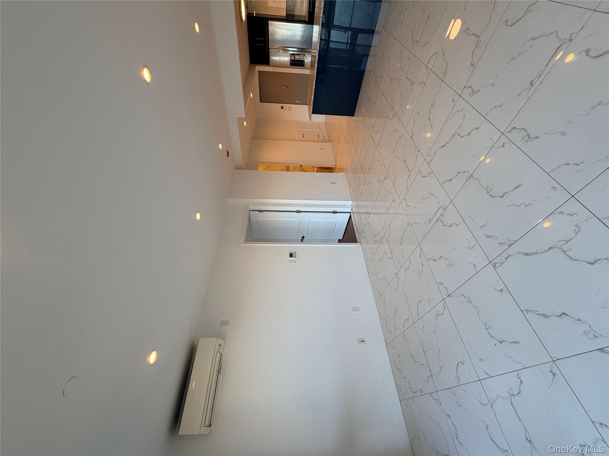 #6 photo, 45-16 83rd Street, クイーンズ区 Elmhurst , NY 11373