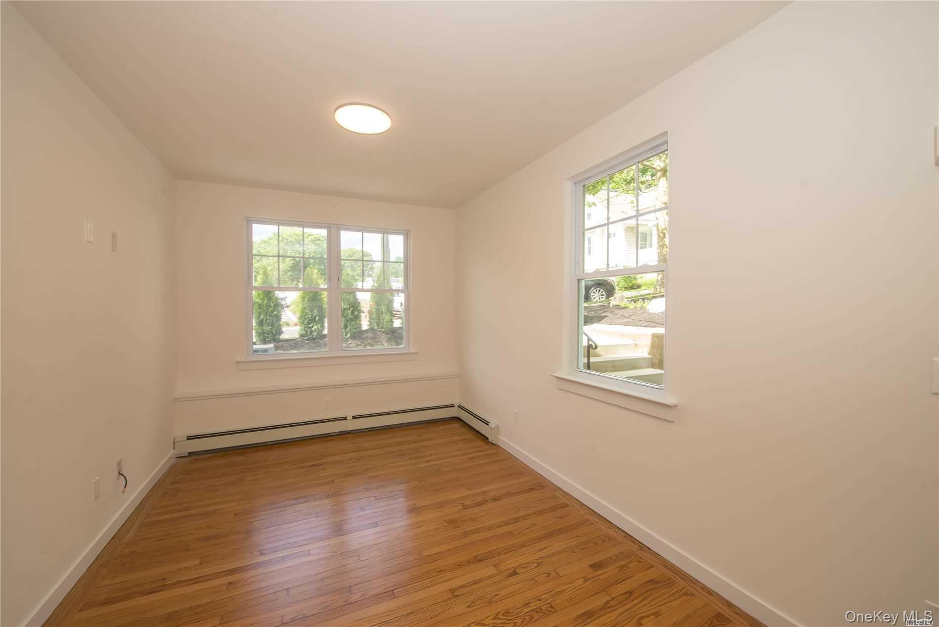 #6 photo, 8 Northridge Street, サフォーク郡 Huntington Station , NY 11746