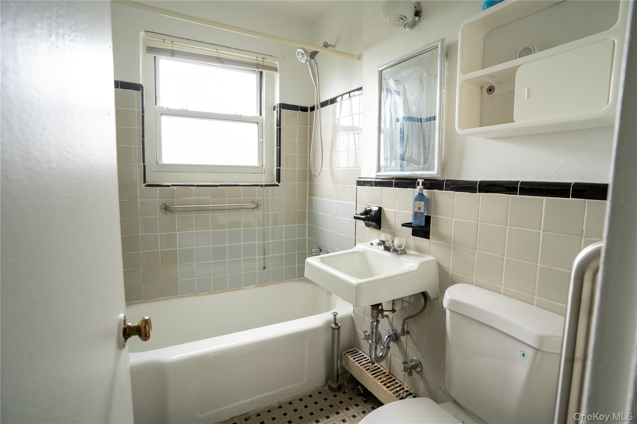 #15 photo, 152-06 Jewel Avenue, クイーンズ区 Flushing , NY 11367